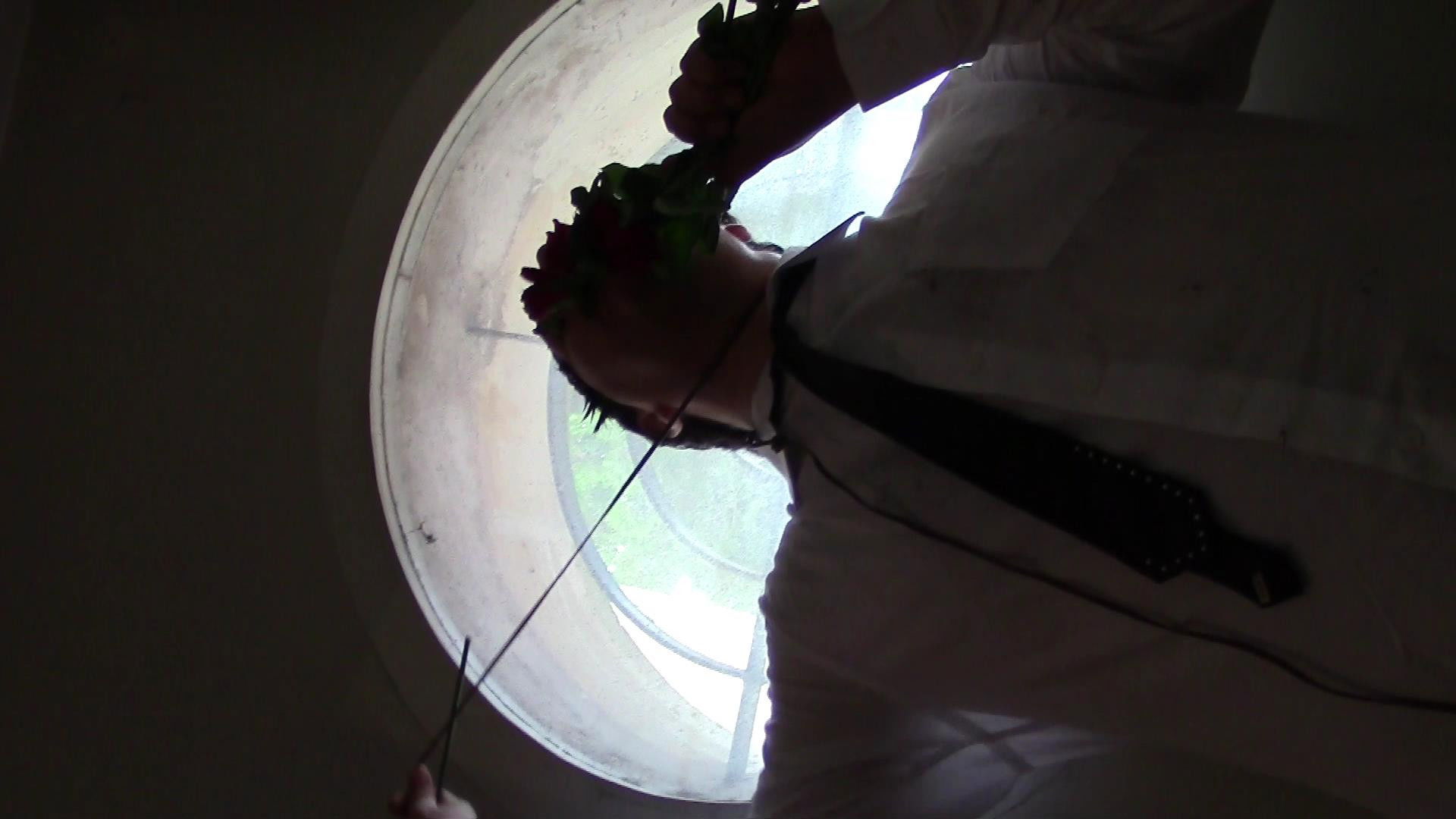 Backdrop for Requiem per una rosa