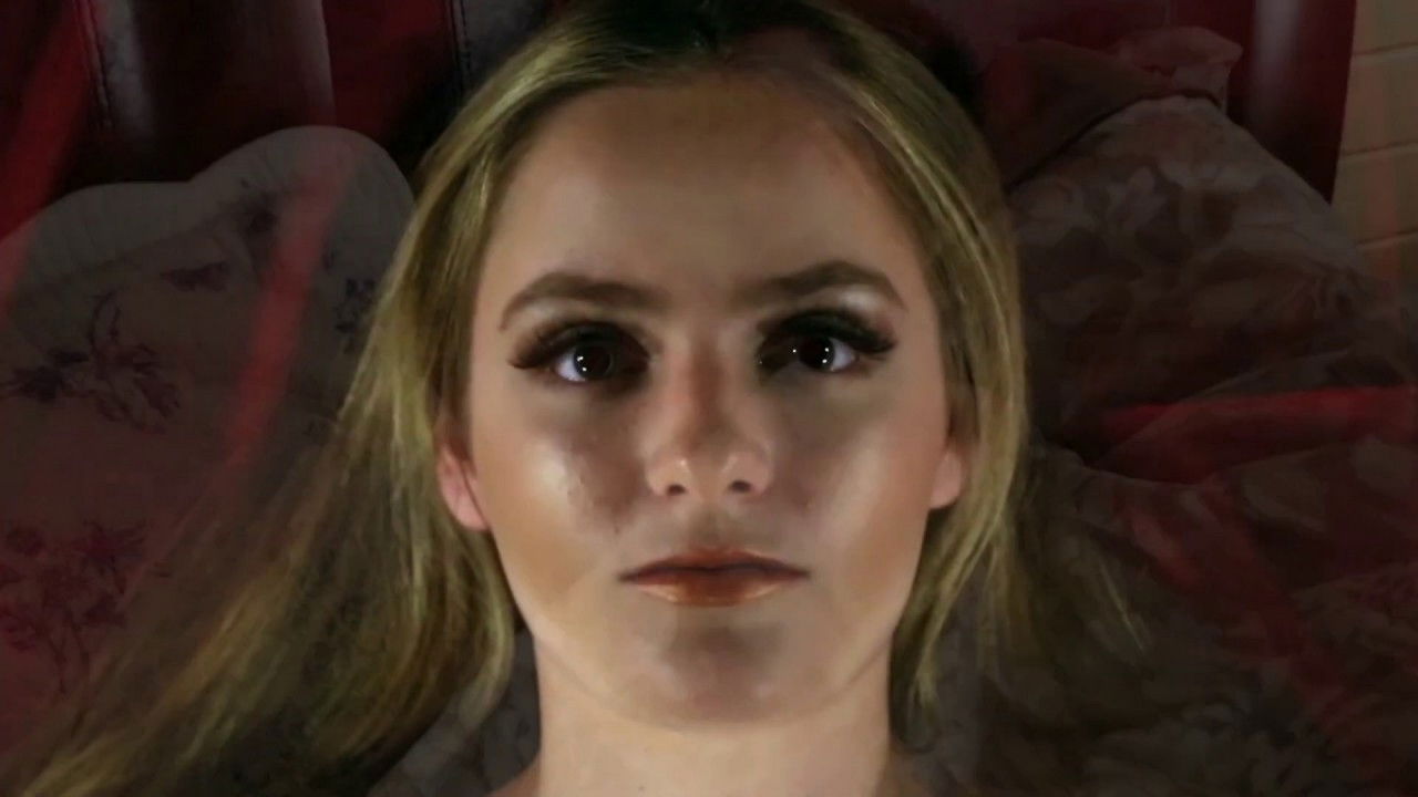 Backdrop for 1 Versus 100