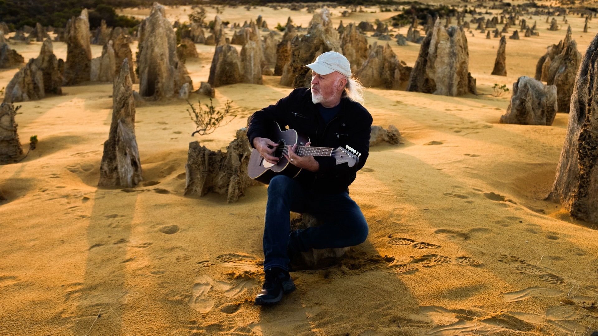 Backdrop for Bill Bailey's Australian Adventure