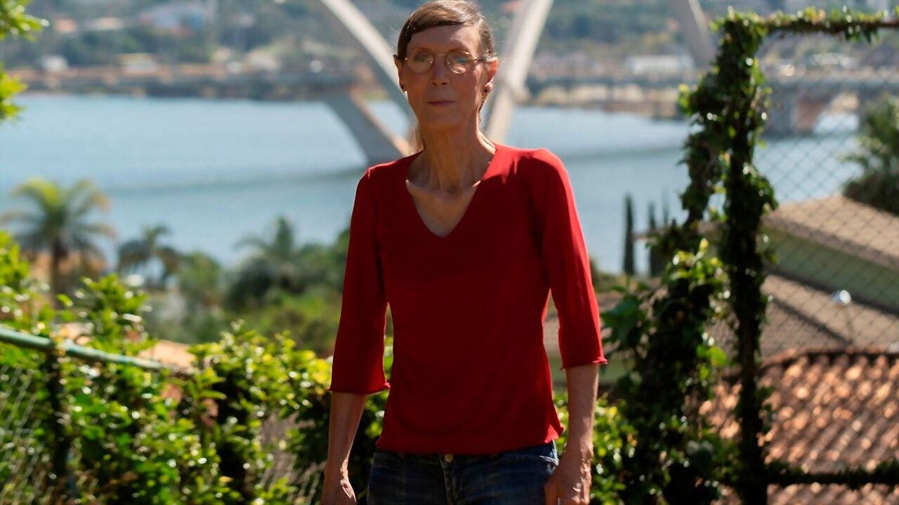 Backdrop for Maria Luiza