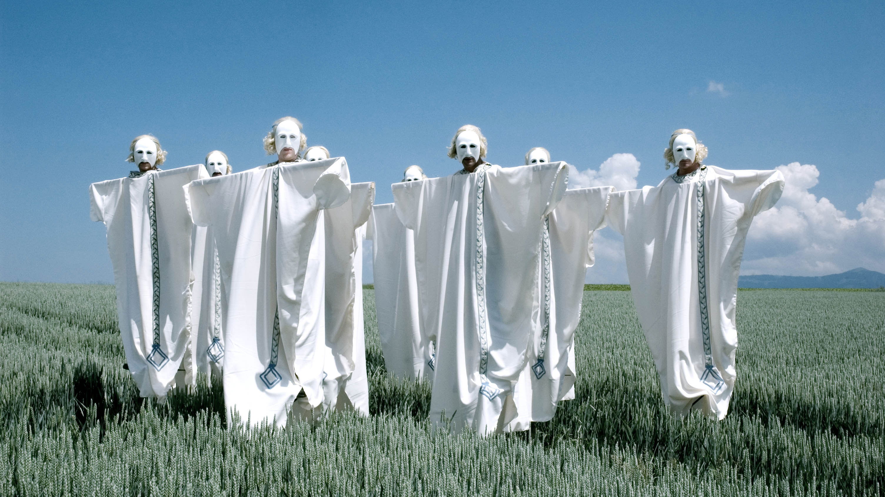 Backdrop for L'Improbable Odyssée