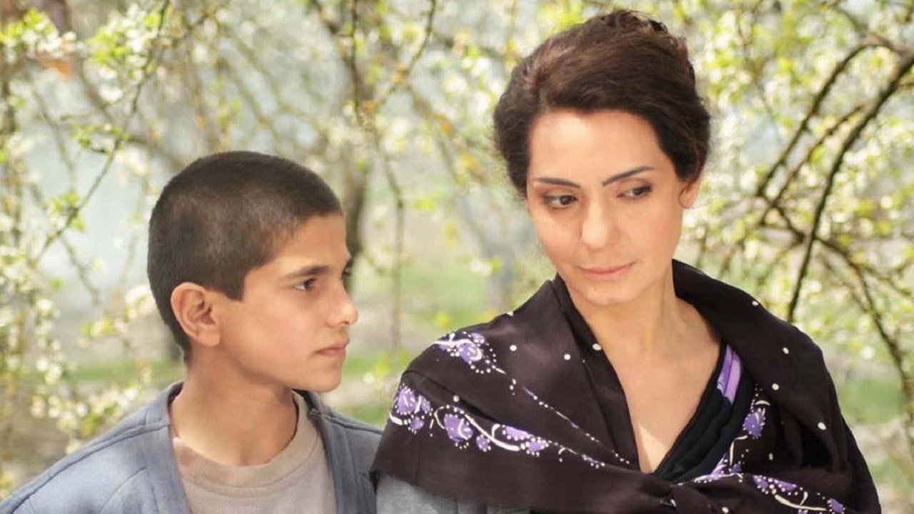 Backdrop for Red Garden