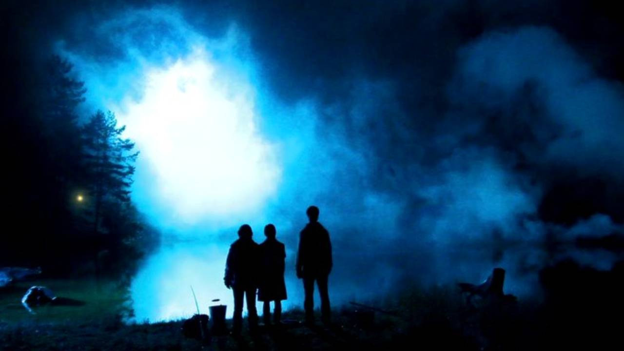 Backdrop for Synevir