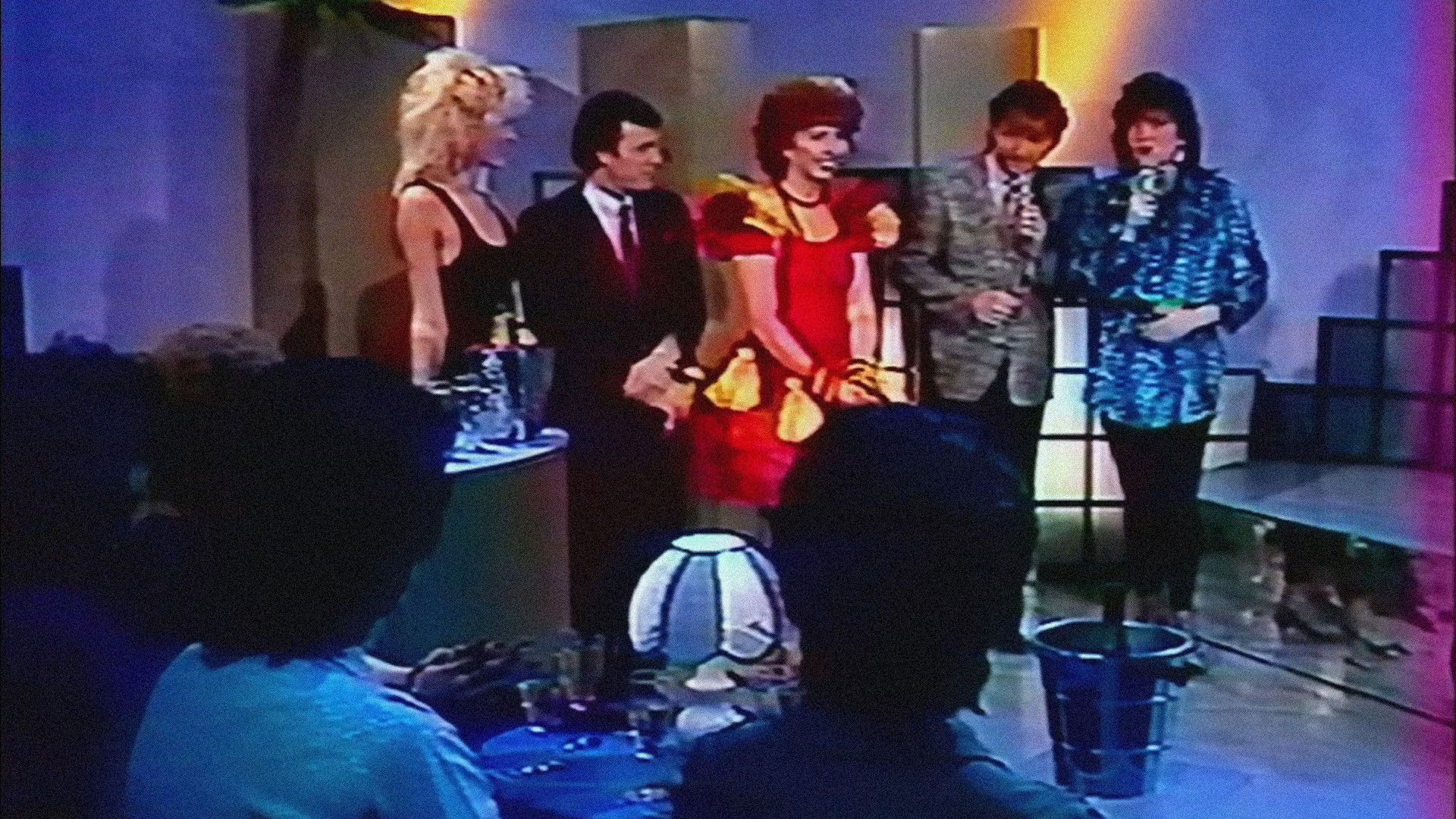 Backdrop for Bleu Nuit