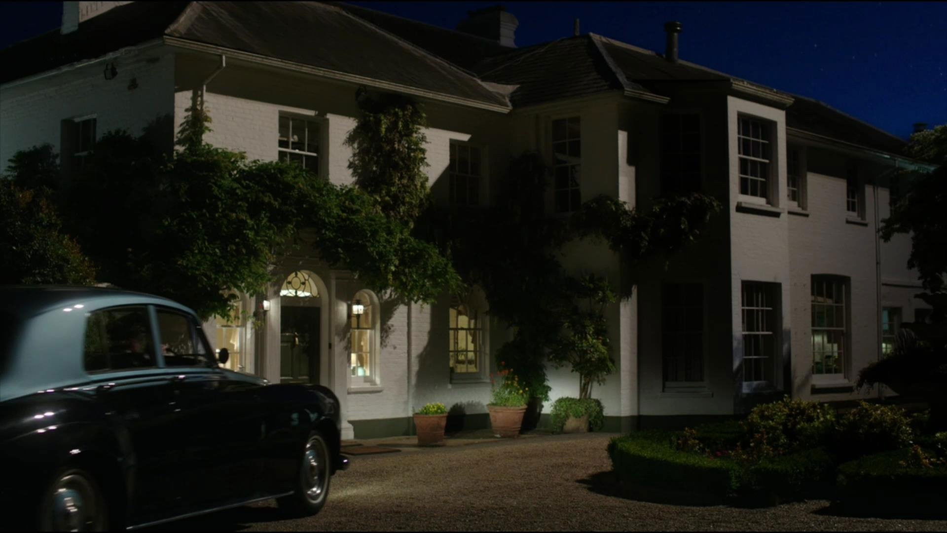 Backdrop for Rosamunde Pilcher: Fighting for Her Family