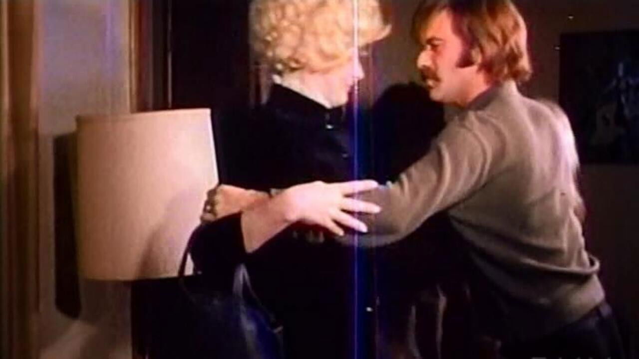 Backdrop for Uschi Digart: Girl Snatcher