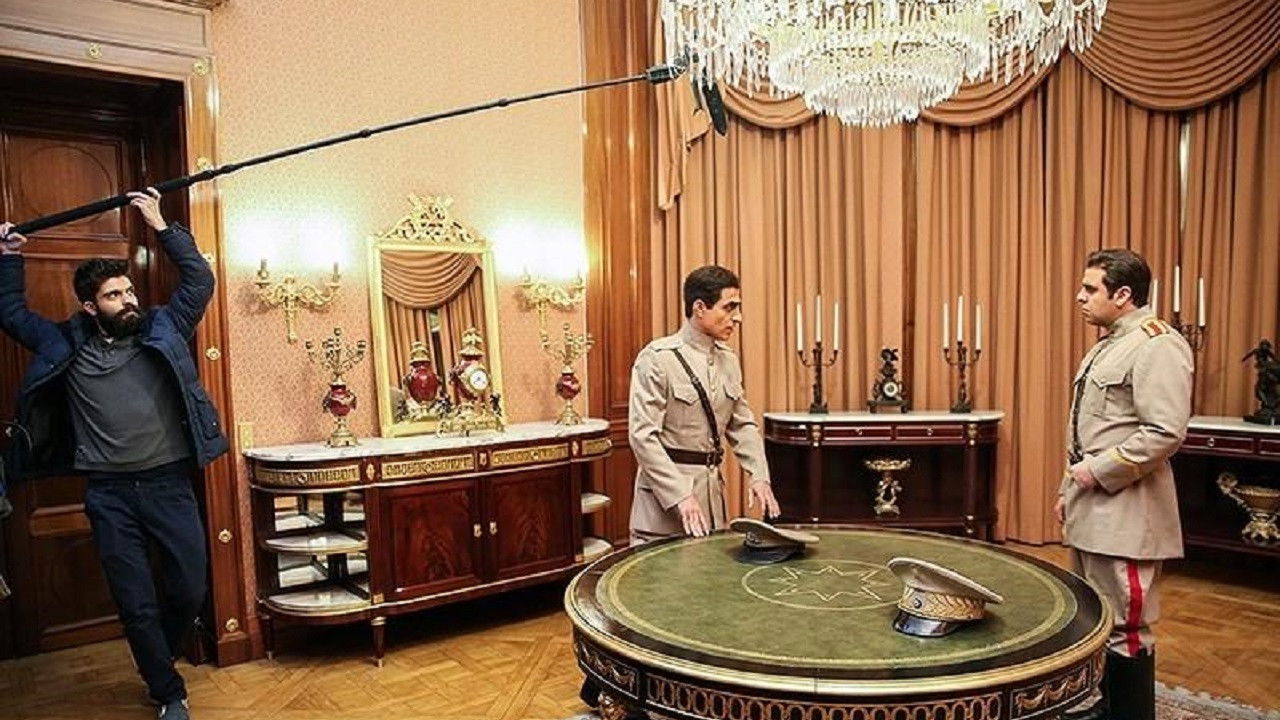 Backdrop for The Enigma of the Shah