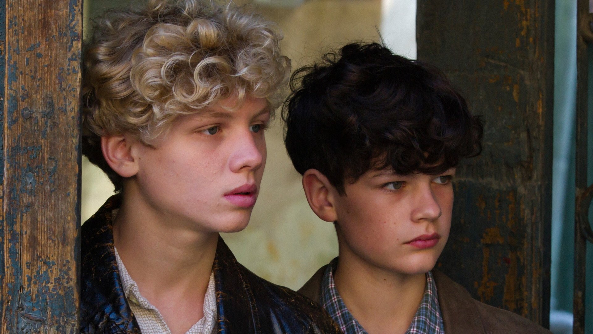 Backdrop for Friends Forever