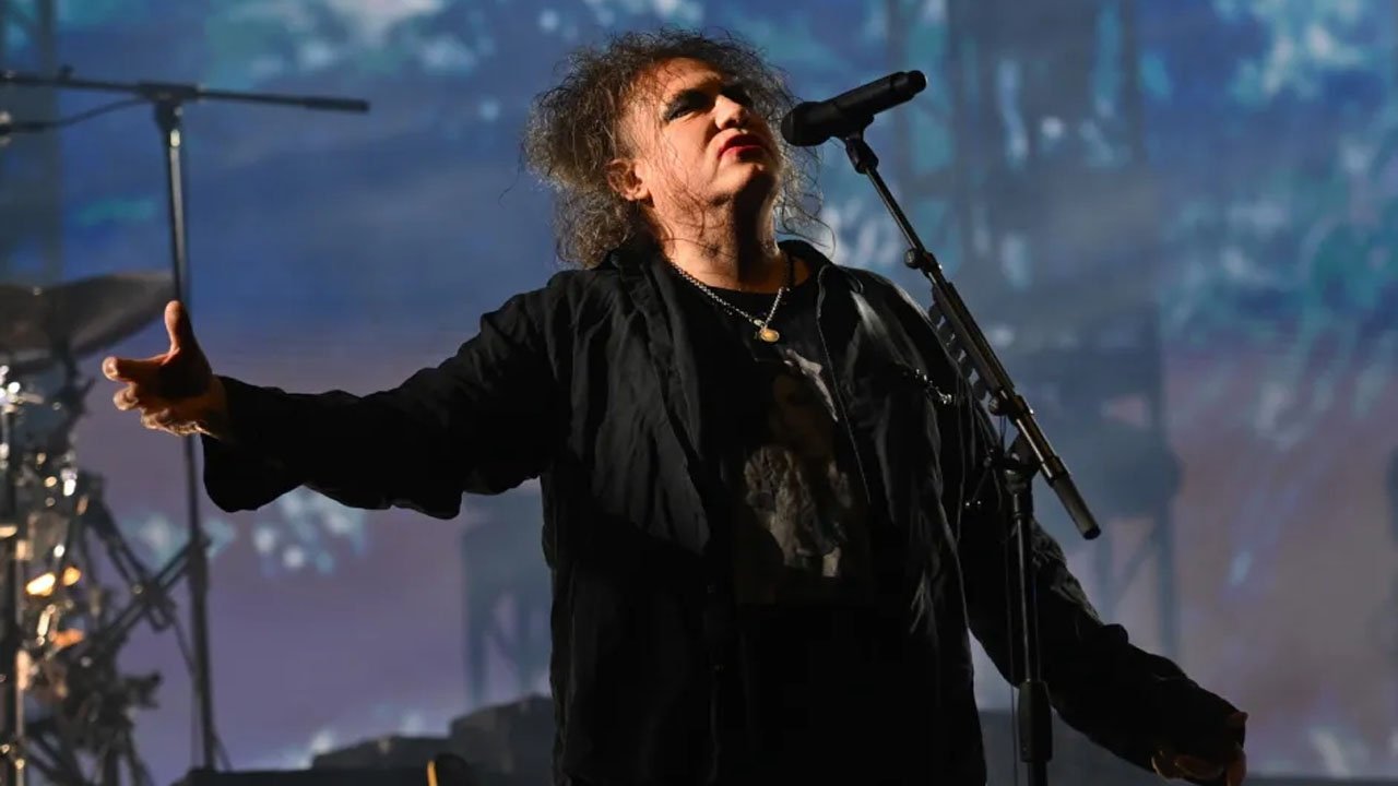 Backdrop for The Cure: Songs Of A Lost World