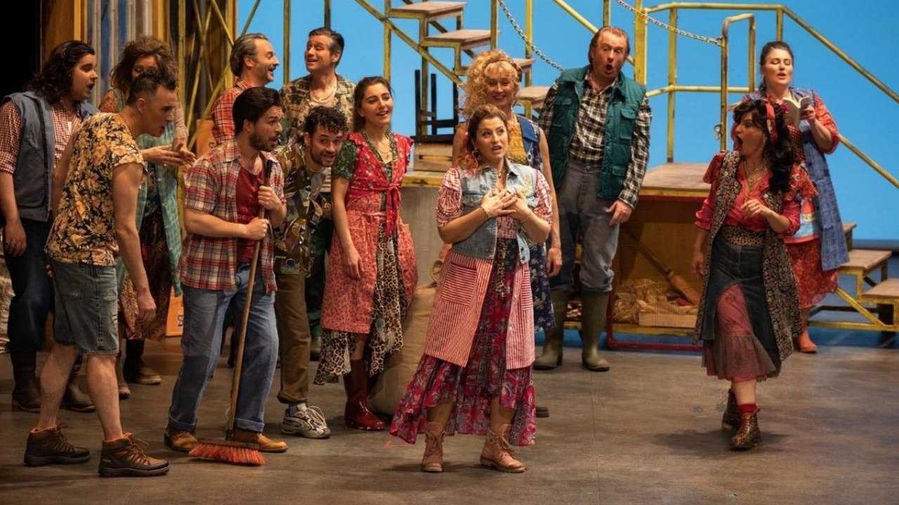 Backdrop for L'elixir d'amour - Donizetti - Angers Nantes opéra