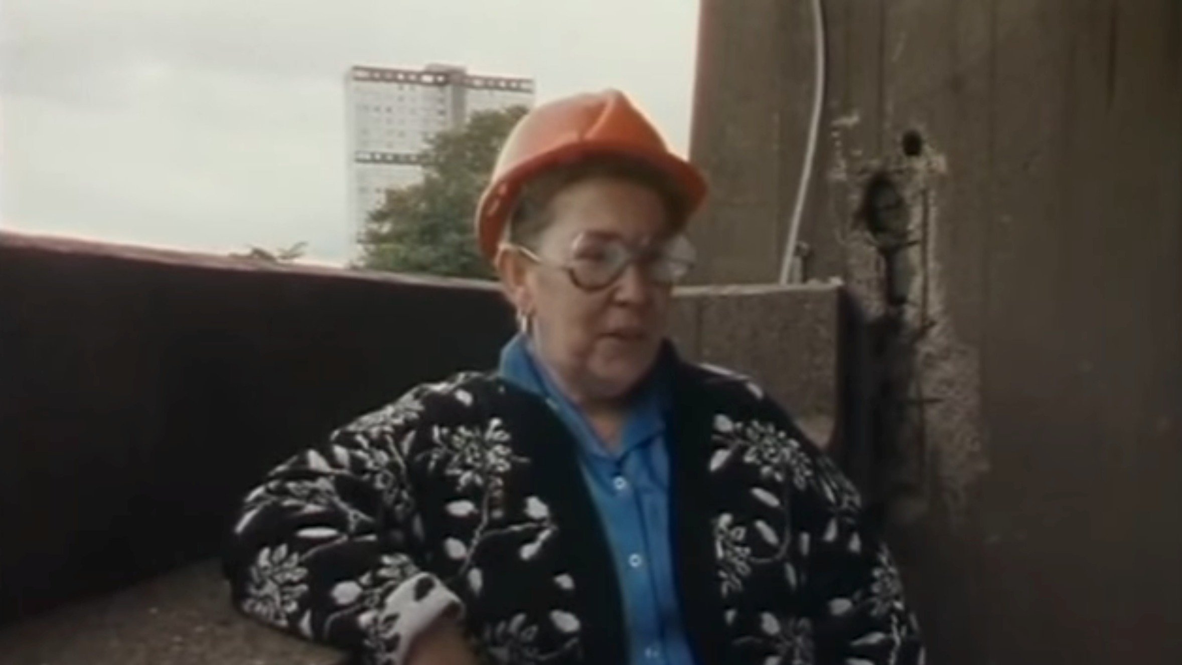 Backdrop for High Rise and Fall