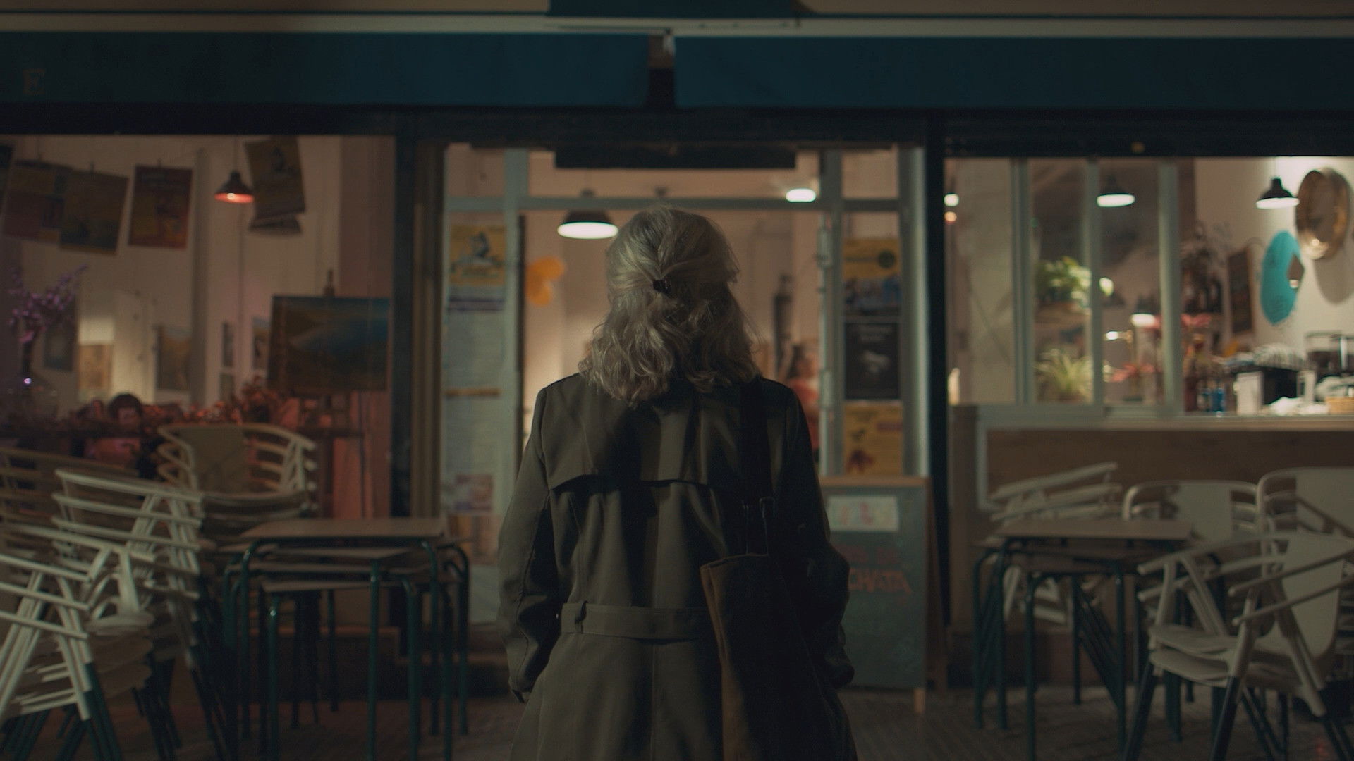 Backdrop for Más allá de lo común