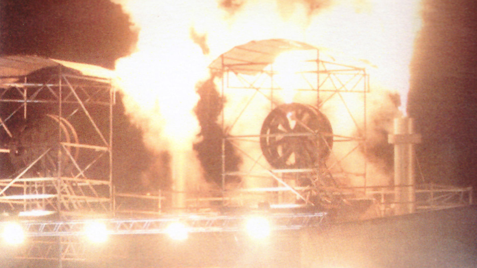 Backdrop for Kabát 2003-2004