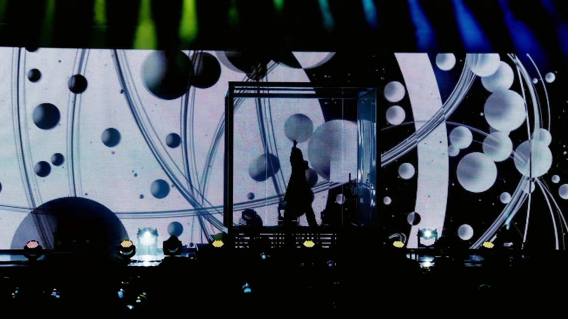 Backdrop for Ado: First Live「Comedy」