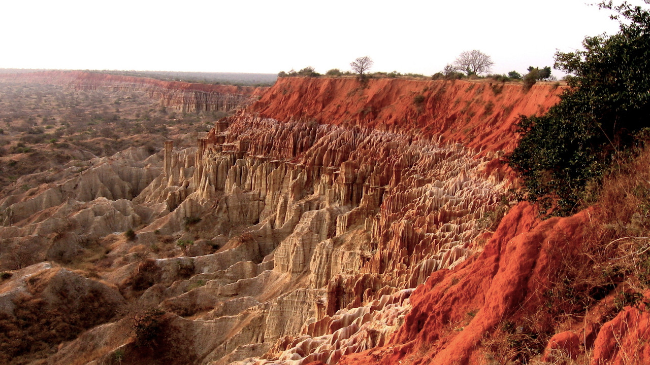 Backdrop for O Miradouro da Lua