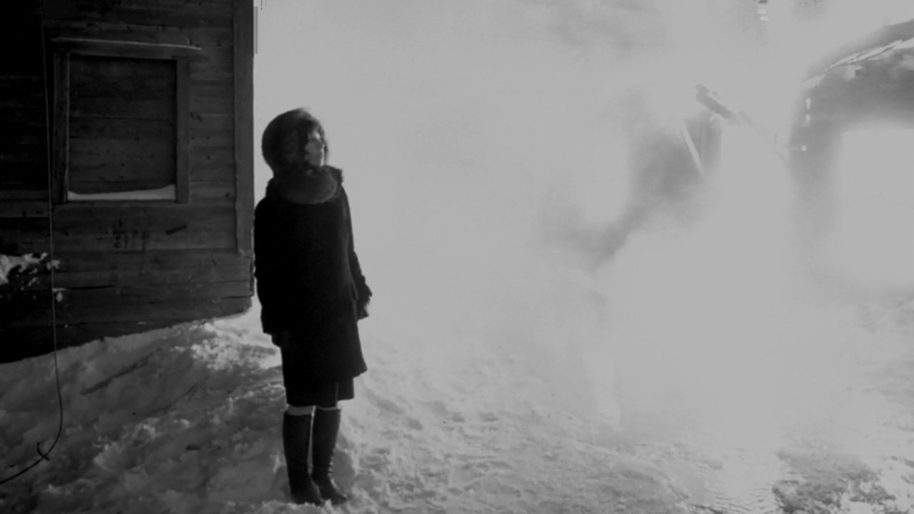 Backdrop for Poussière sur la ville