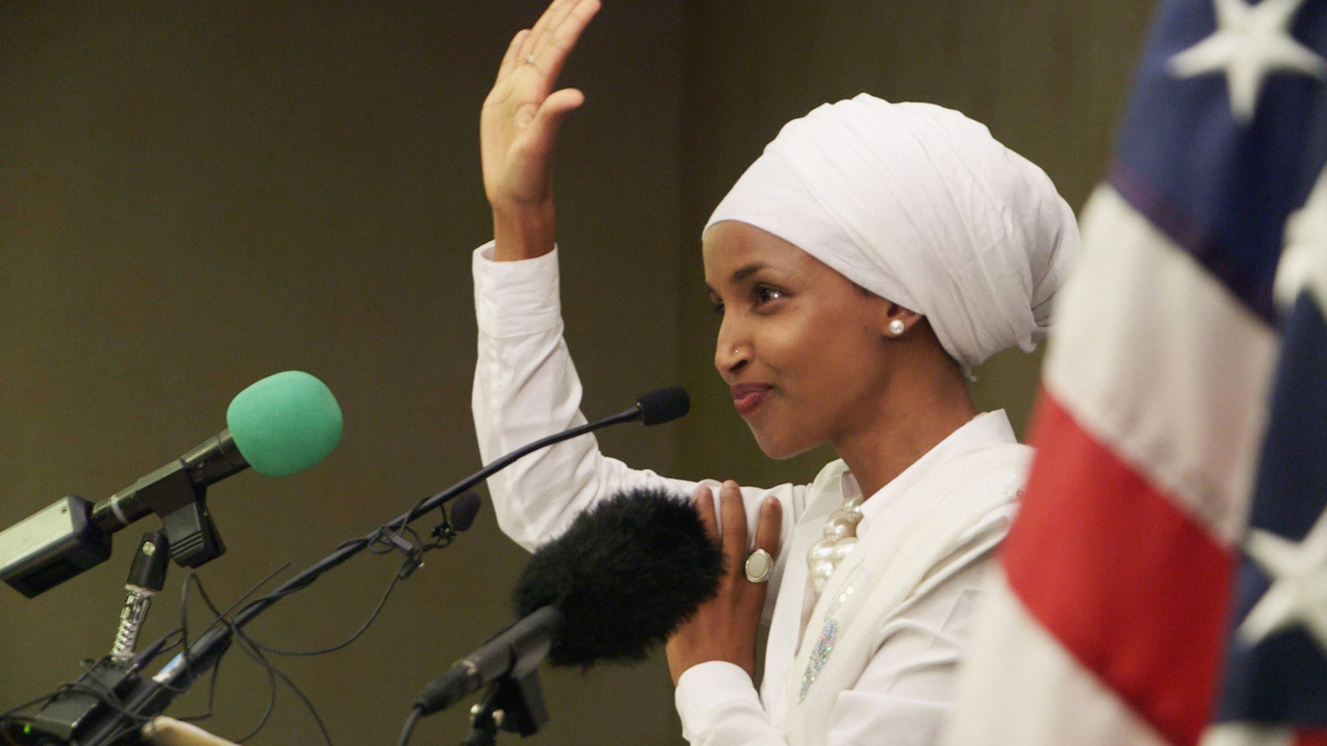 Backdrop for Time for Ilhan