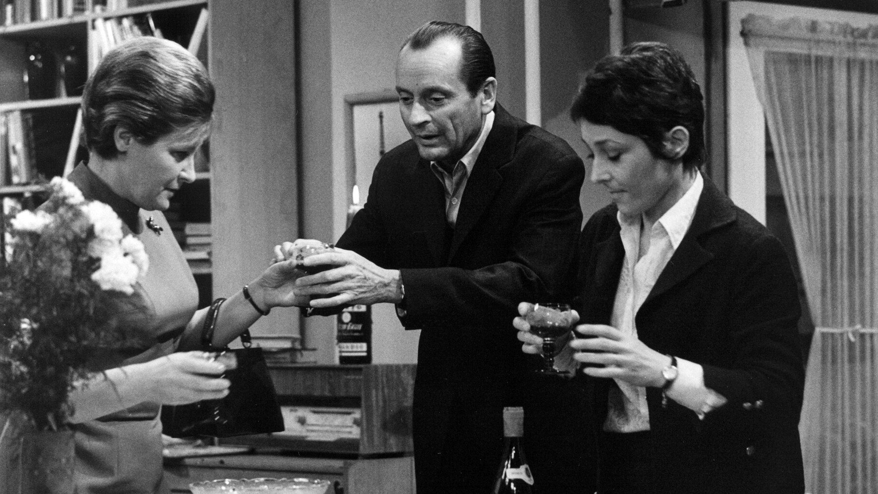 Backdrop for Kaviár jen pro přátele