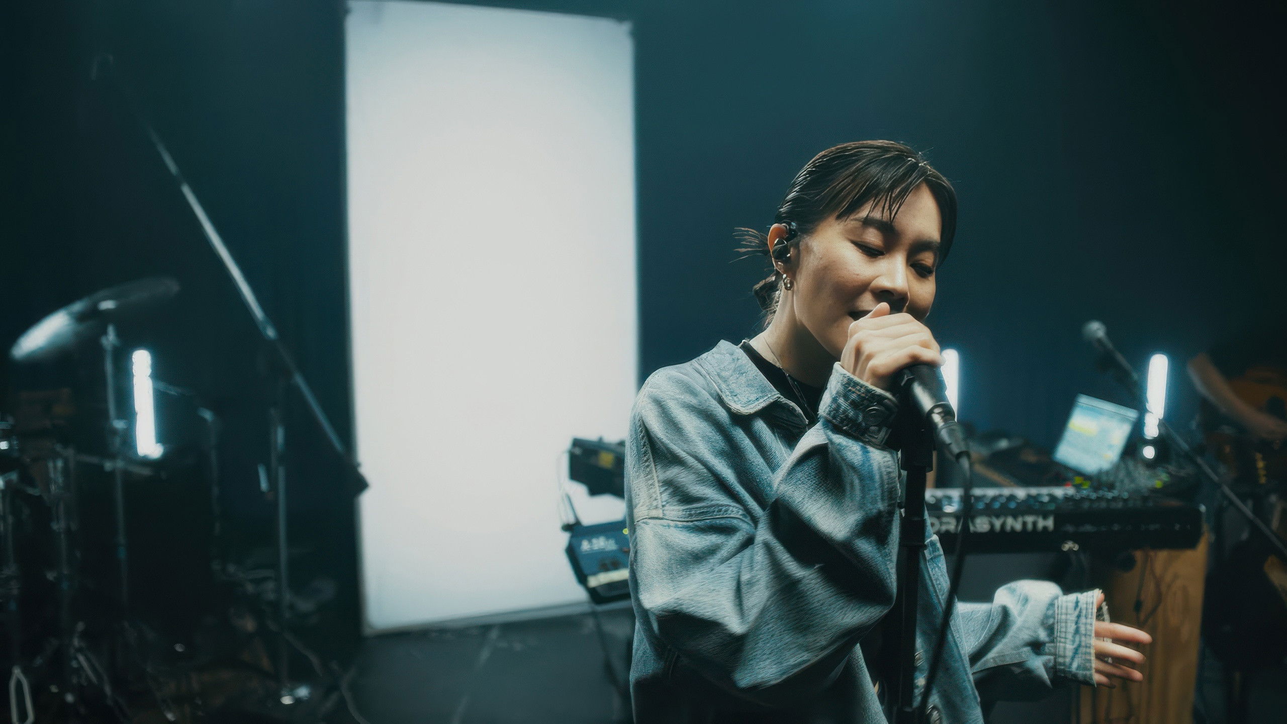 Backdrop for 鄭宜農-《新世紀的女兒》 演唱會全紀錄