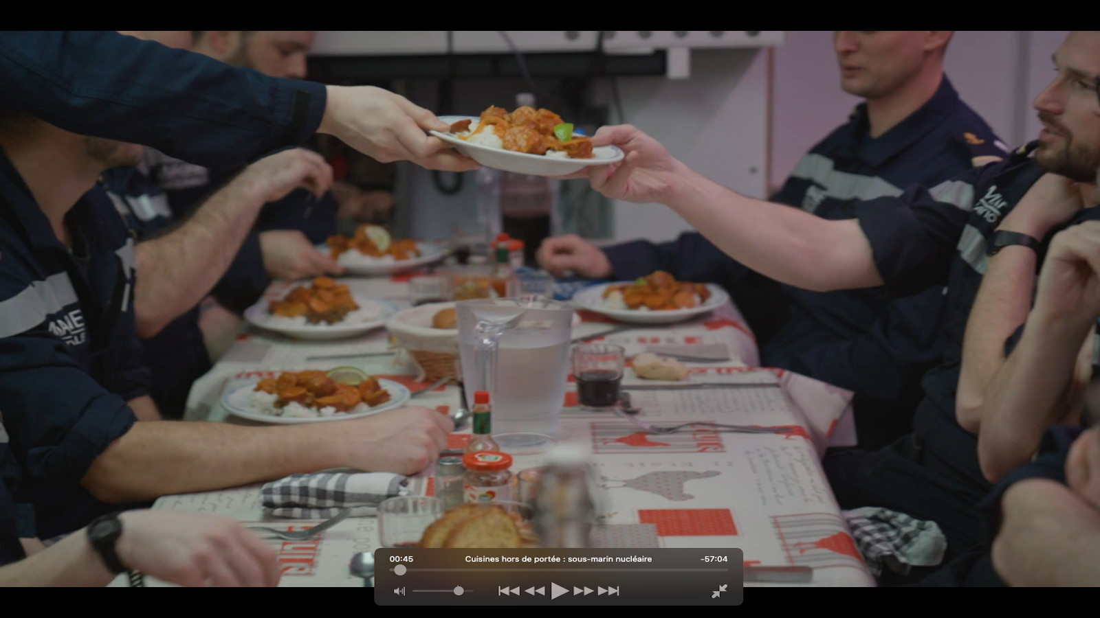 Backdrop for Cuisines hors de portée : sous-marin nucléaire