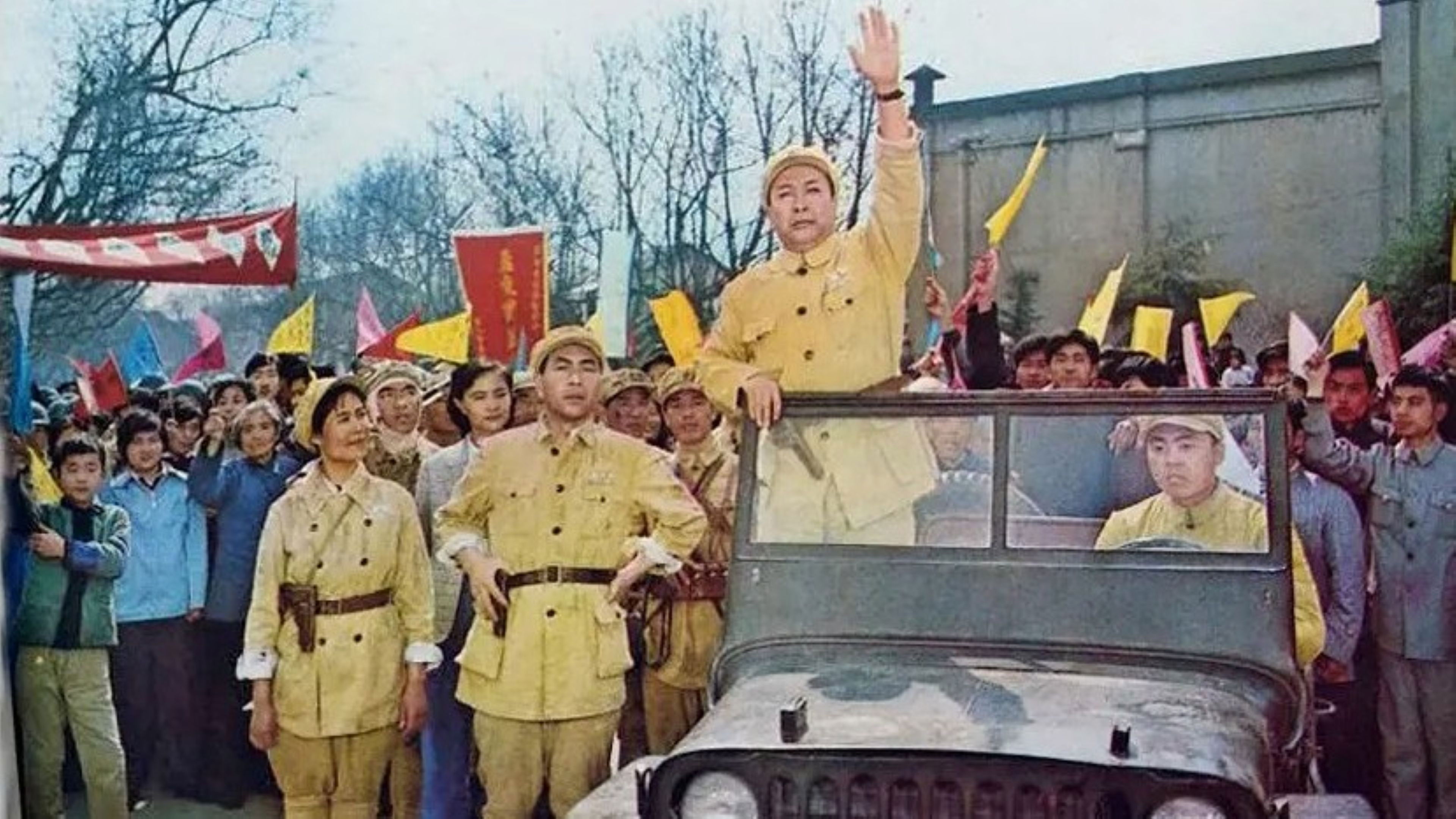 Backdrop for Go Down Zhong Mountain