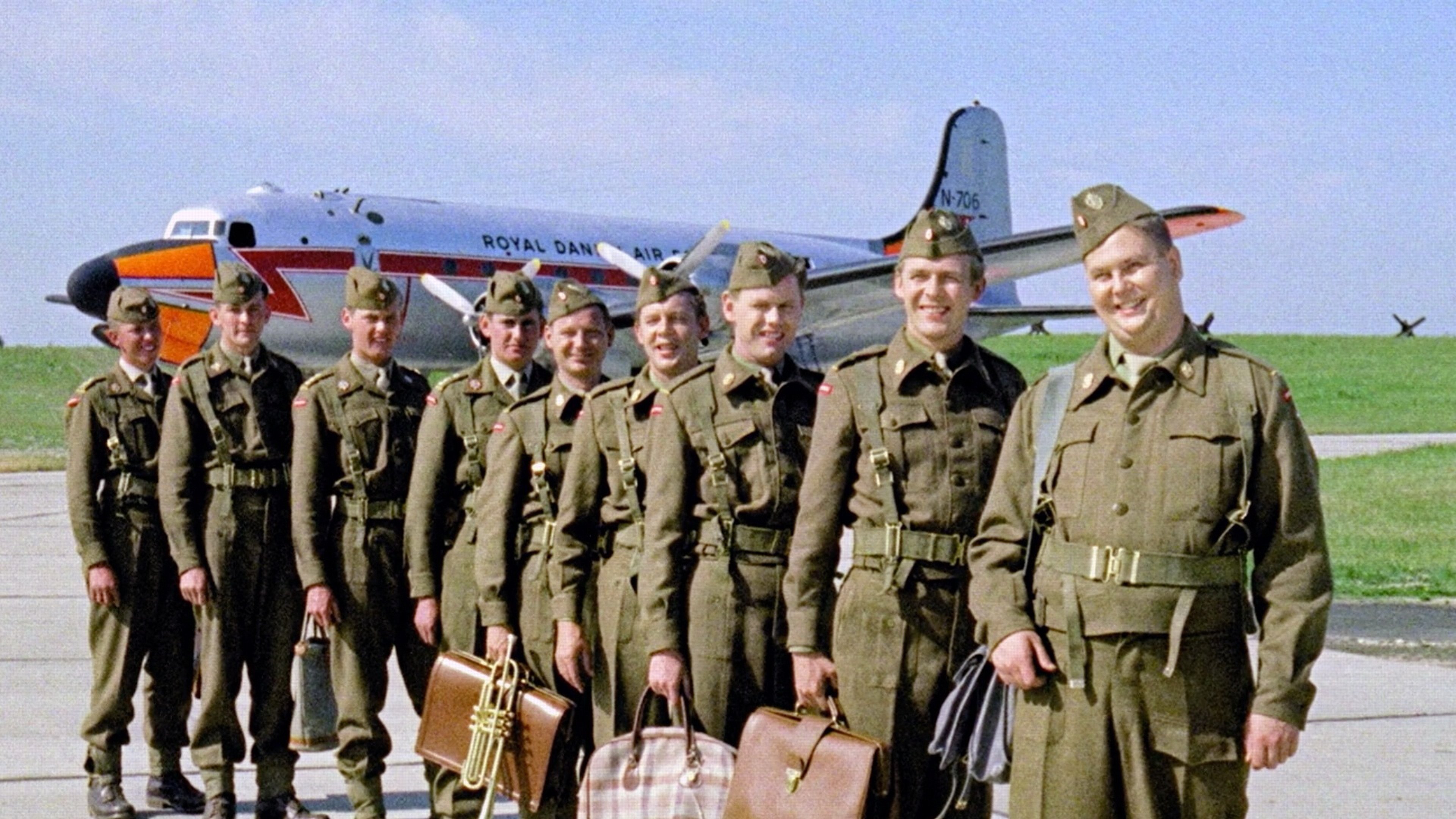 Backdrop for Friends at Arms: Operation Camel