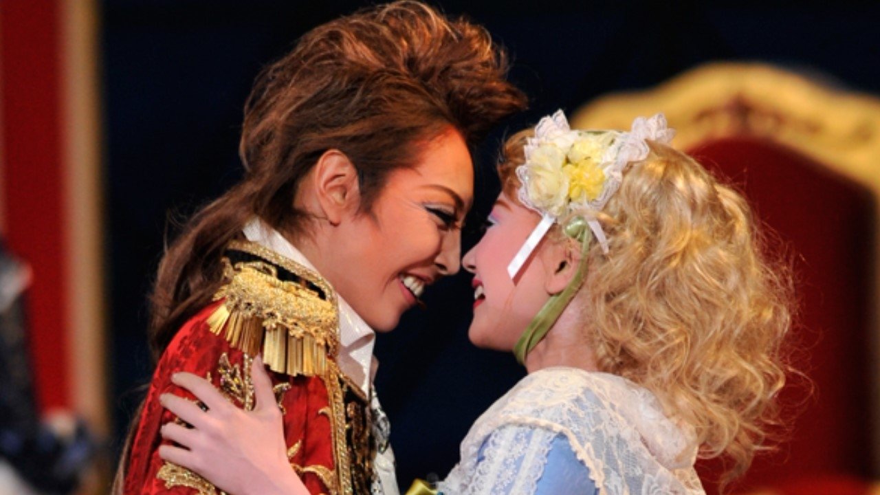 Backdrop for A Second Fortuitous Meeting －My only shinin' star－