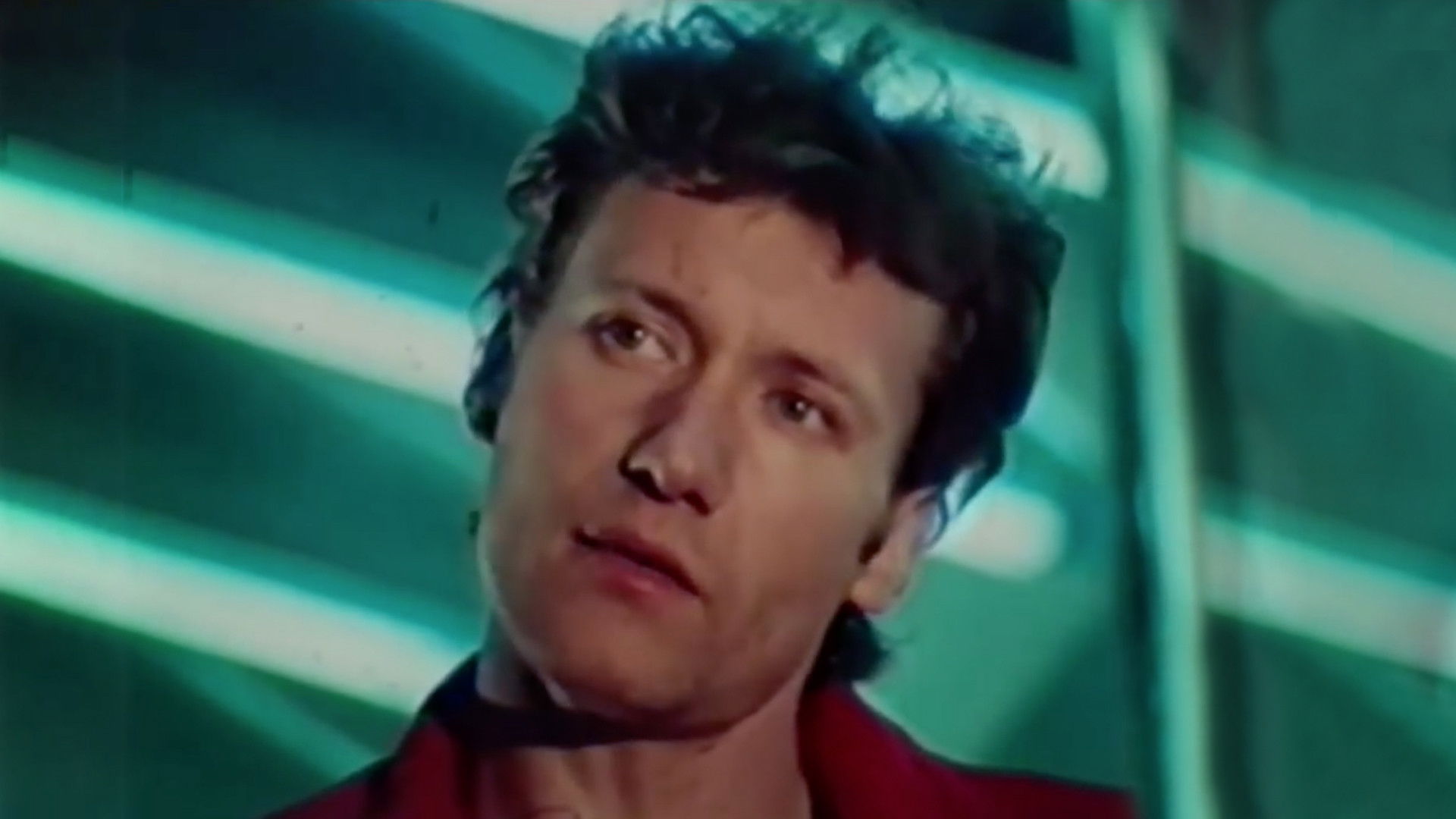 Backdrop for L'Idole Des Jeunes