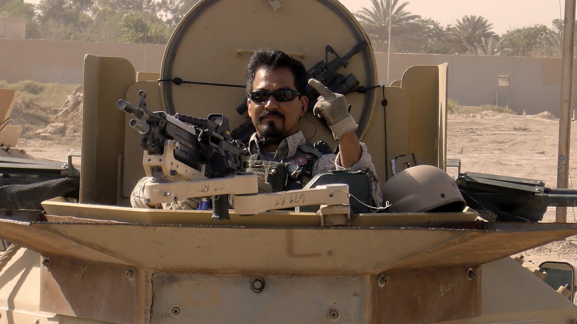 Backdrop for Zona di guerra - Professione Contractor