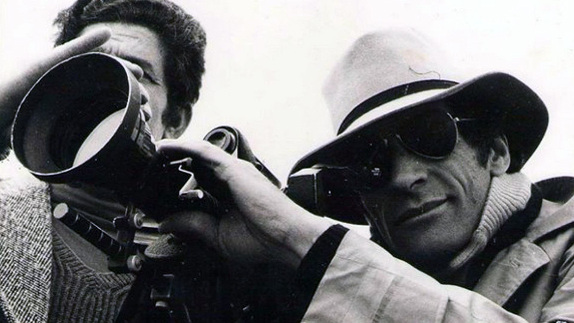 Backdrop for El Fidayoune