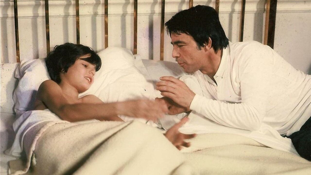 Backdrop for The Pelican