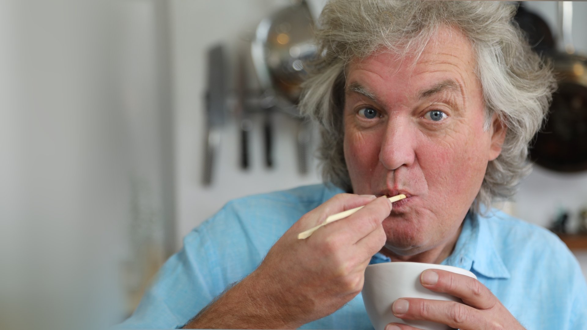Backdrop for James May: Oh Cook!