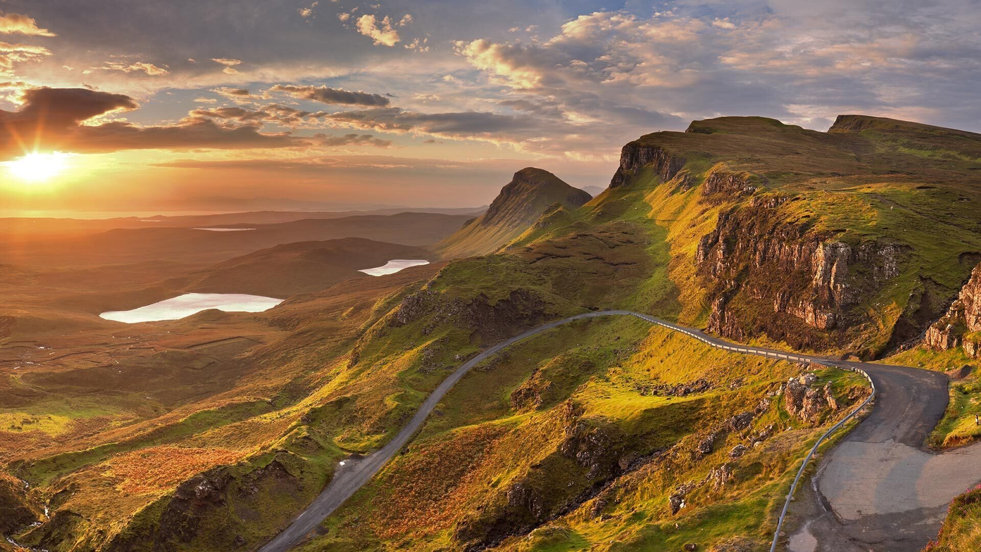 Backdrop for Grand Tours of the Scottish Islands