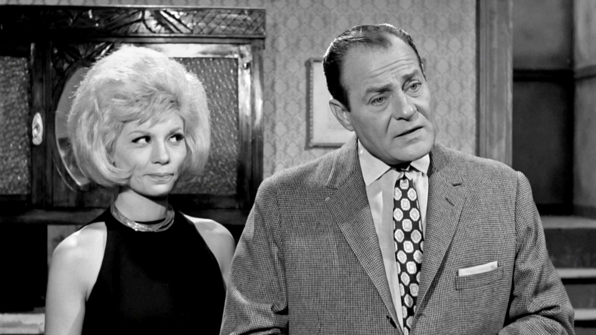 Backdrop for I'll Make You Queen