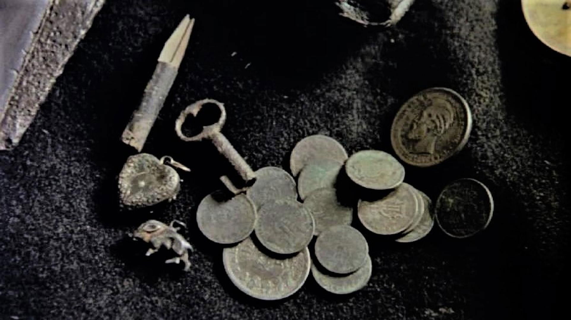 Backdrop for Their Frozen Dream