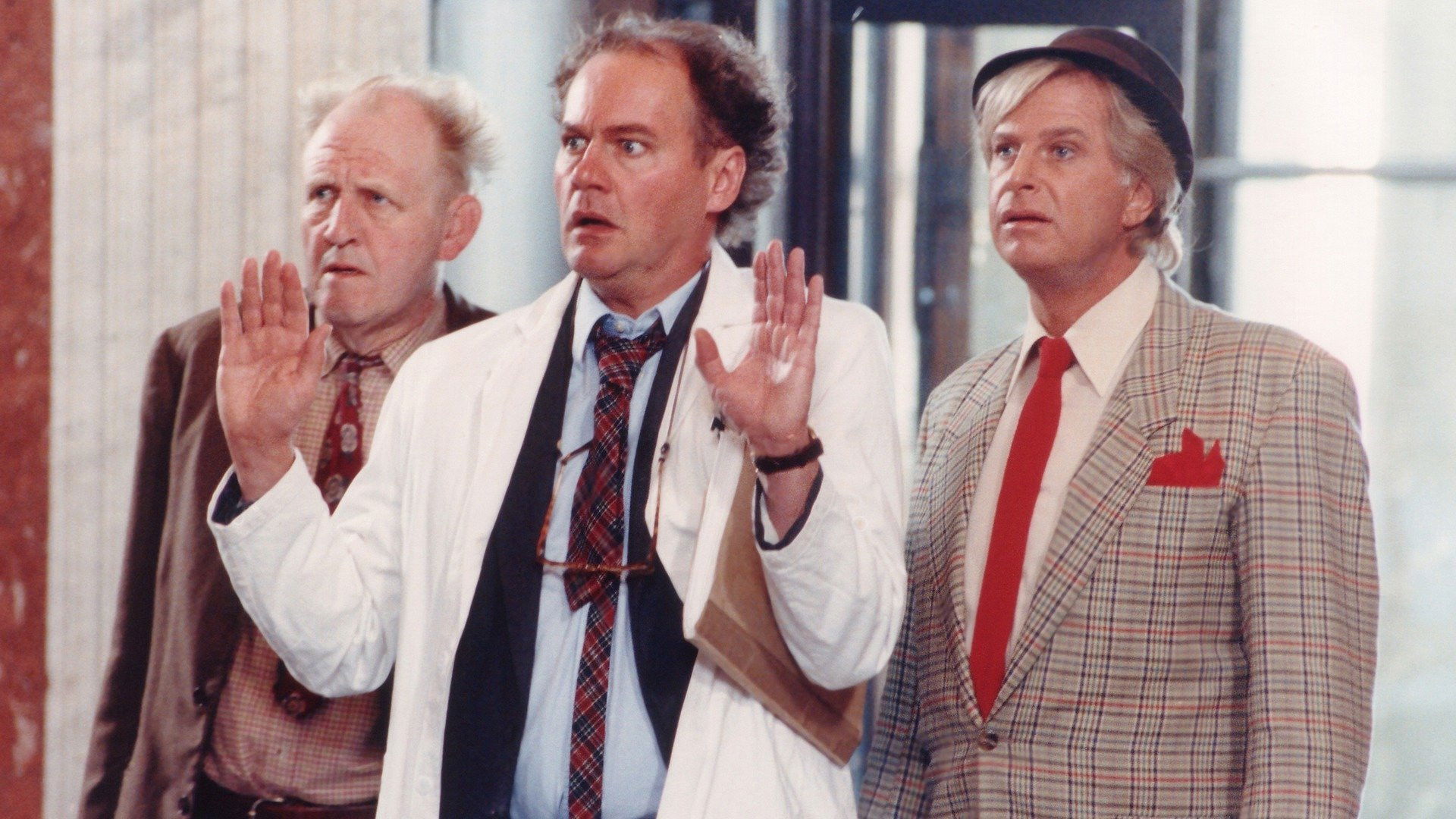 Backdrop for The Jönsson Gang & the Black Diamond