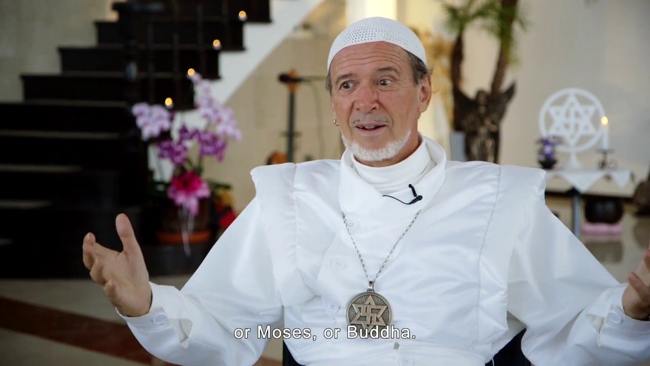 Backdrop for Raël QC