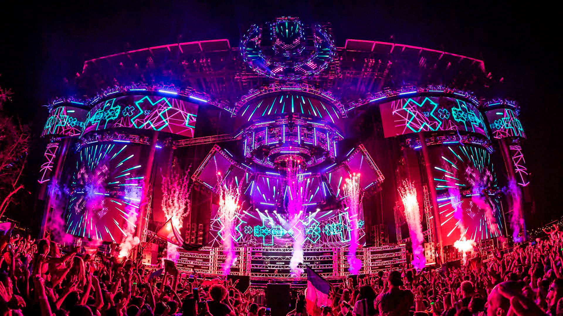 Backdrop for Billie Eilish -  Life is Beautiful Festival