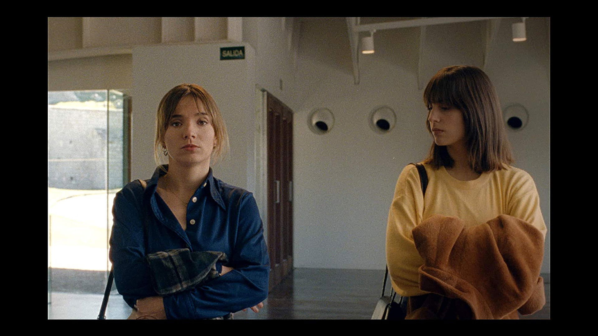 Backdrop for Las llamas del sol