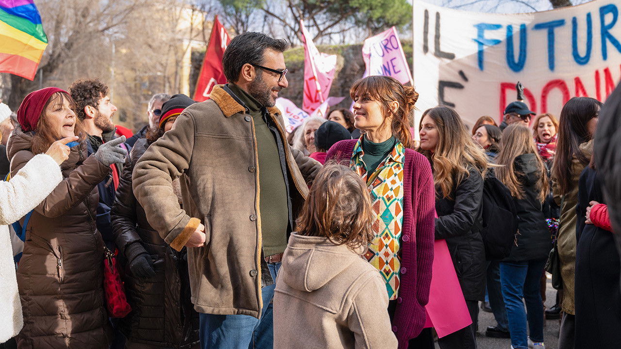 Backdrop for Love In Separate Beds