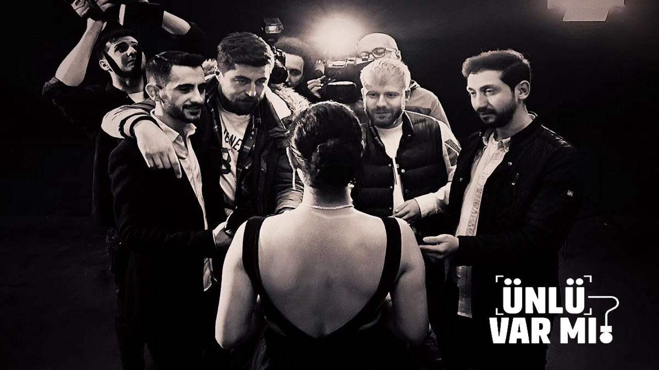 Backdrop for Ünlü Var Mı?