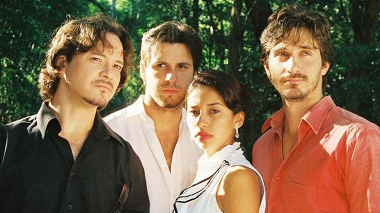 Backdrop for Flor de Abril