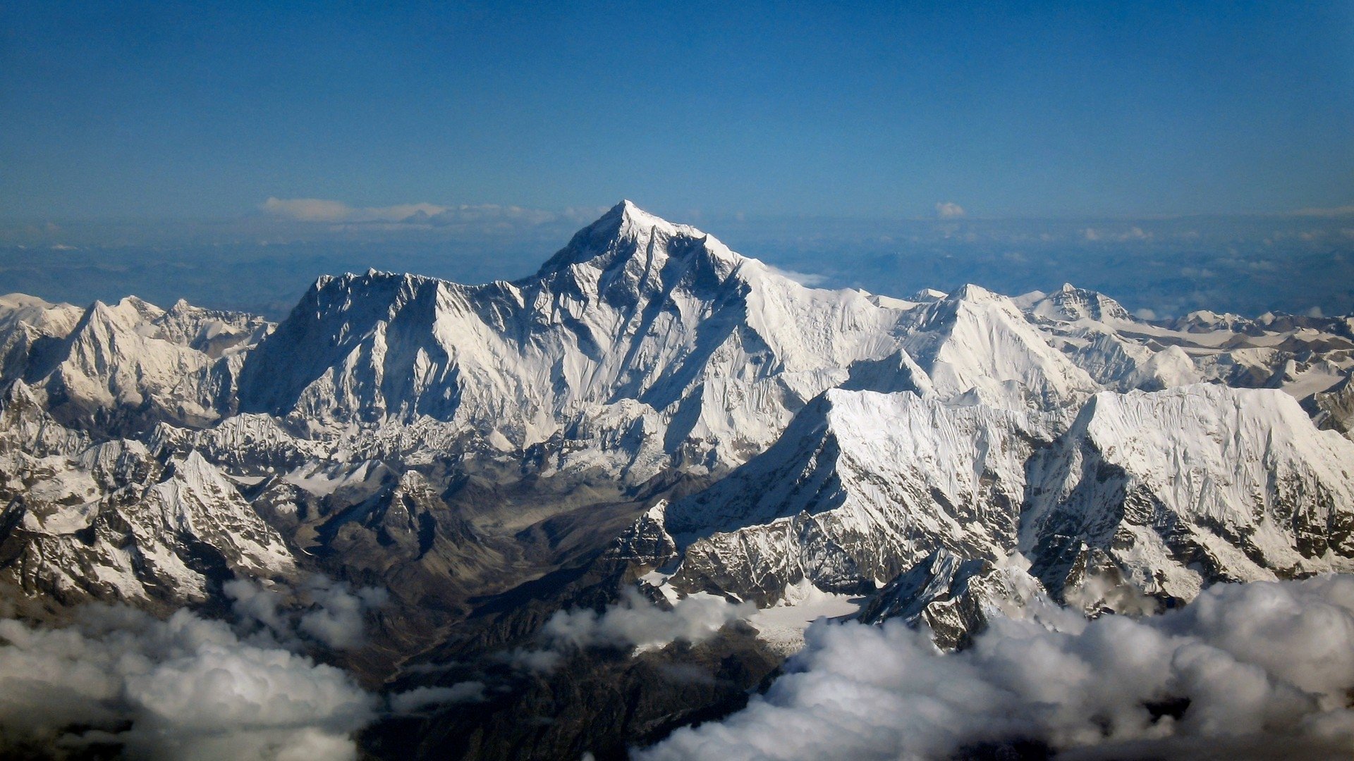 Backdrop for Everest Air