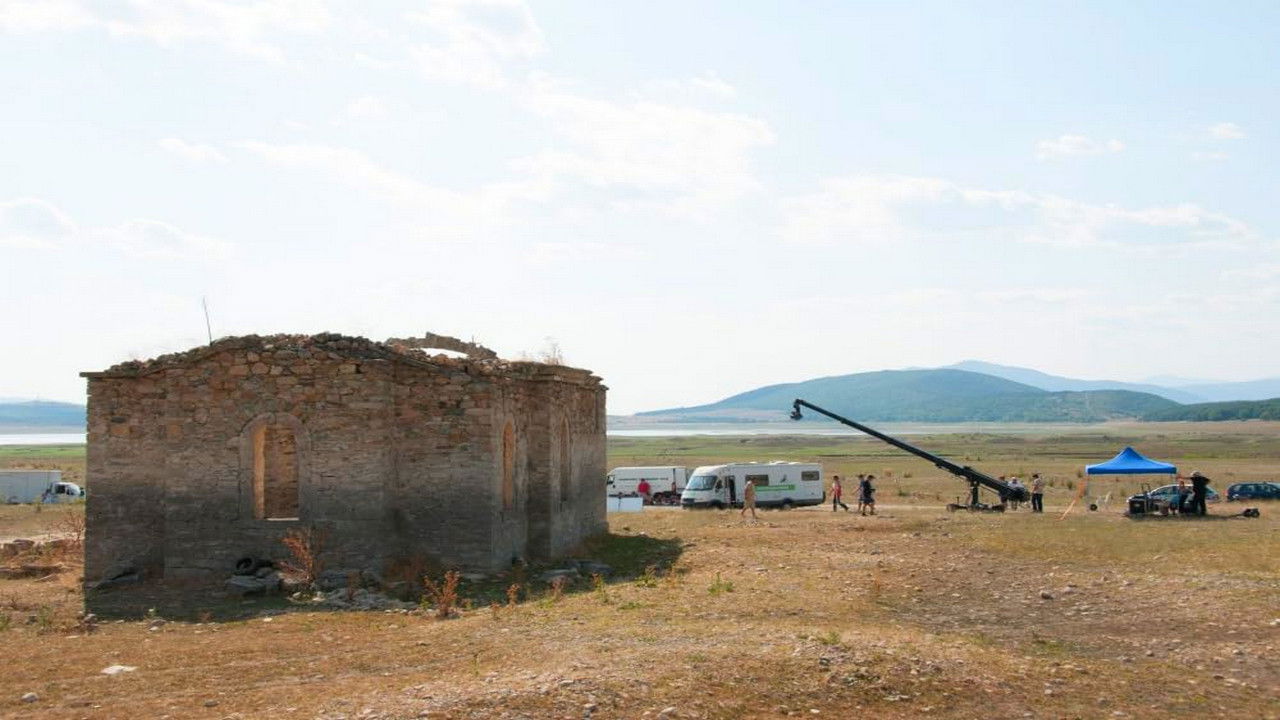 Backdrop for Travelling Cinema