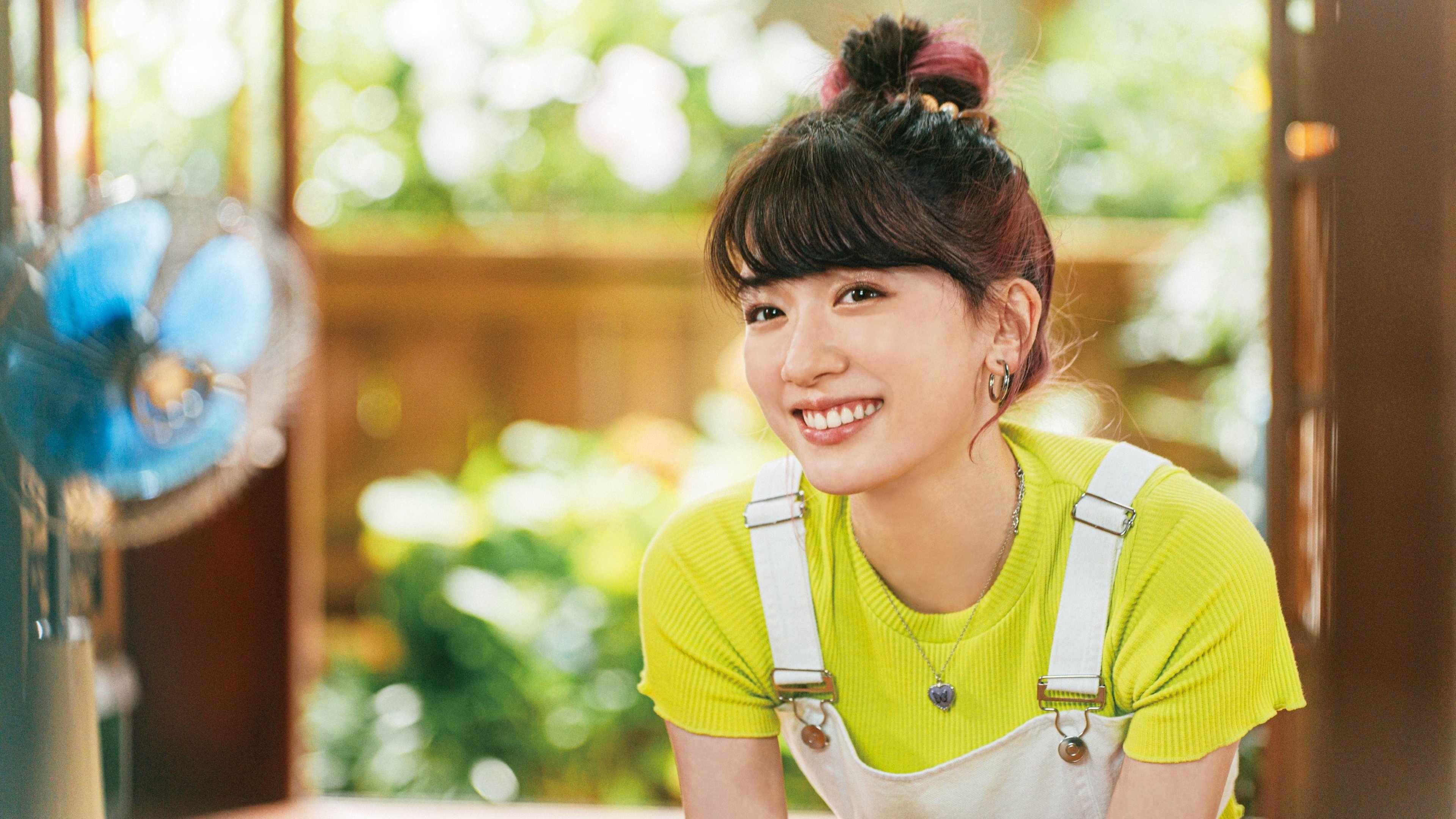 Backdrop for Mom, Is That You?!