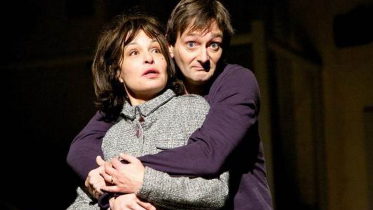 Backdrop for L'Amour sur un plateau