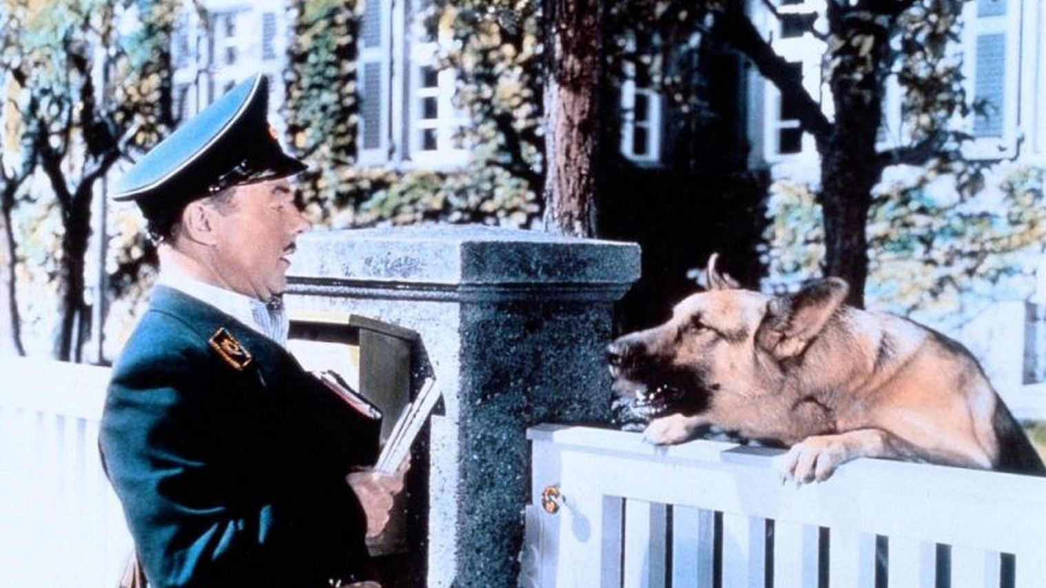 Backdrop for Mailman Mueller