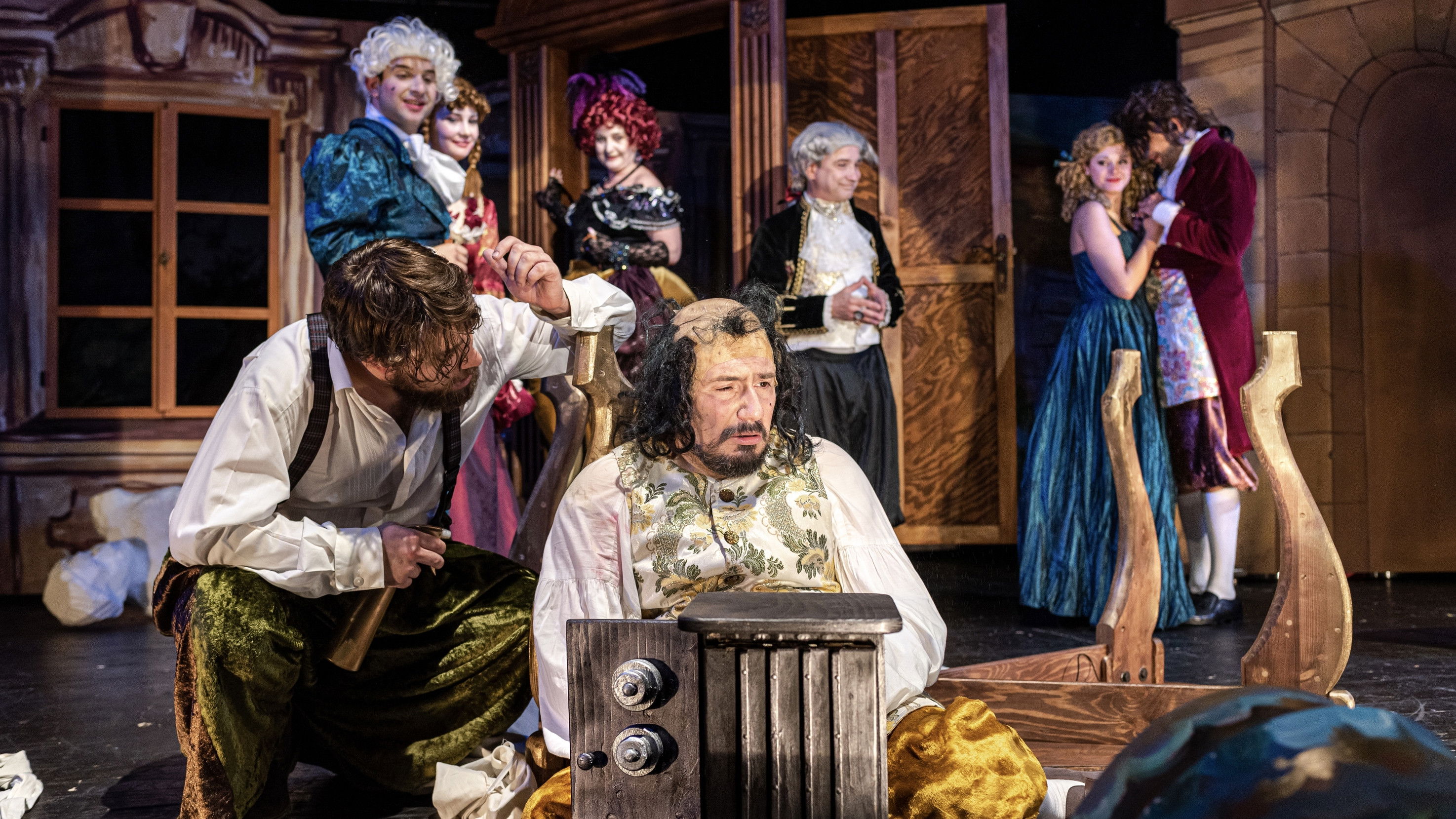 Backdrop for Lakomec