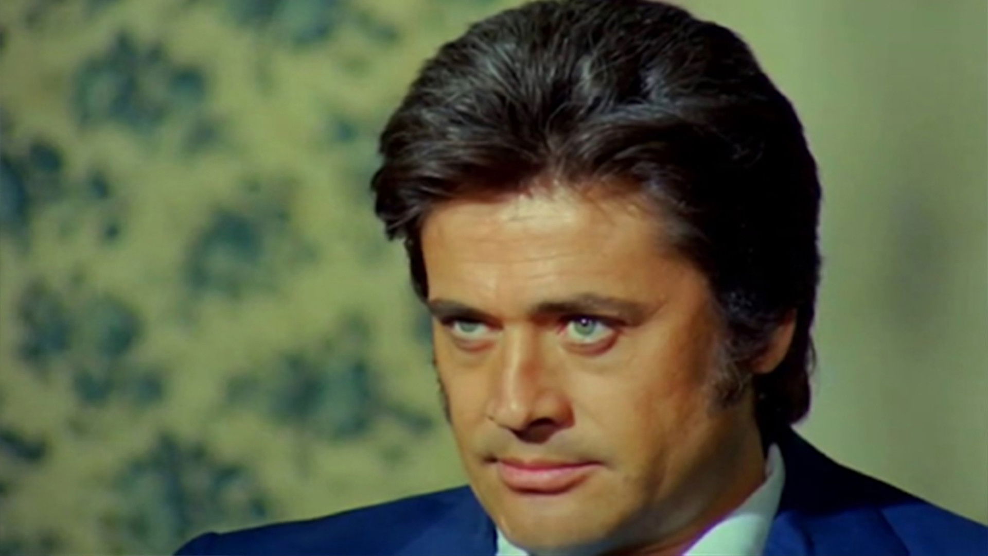 Backdrop for Bitmeyen Adam