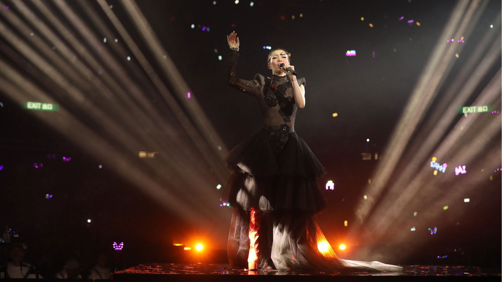 Backdrop for FOLLOWMi World Tour Live